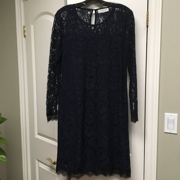 Navy & black guipure lace dress, size DK 36 - Picture 1 of 6